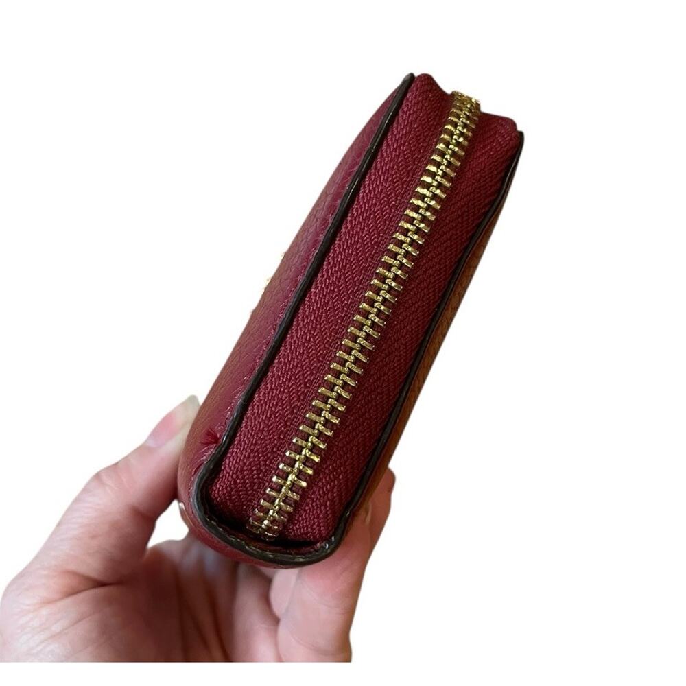 Michael Kors Medium Zip Around Wallet Wristlet Jet Set Red Cherry Color Leather - Picture 3 of 7